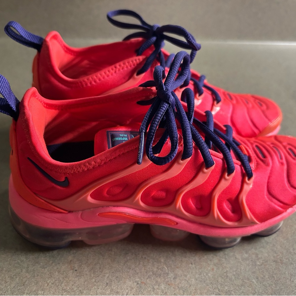 Nike Air VaporMax Plus sneakers